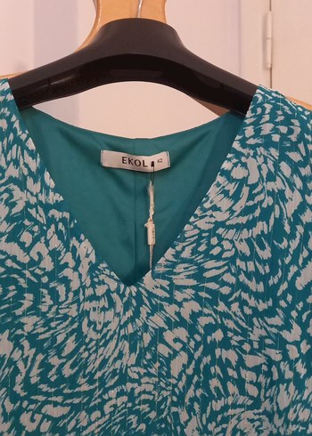 Turkuaz V Yaka Midi Elbise - Görsel 4