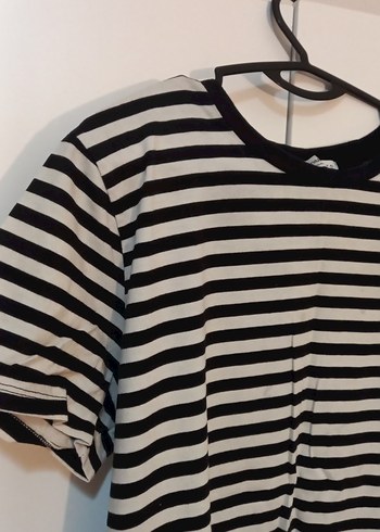 ÜCRETSİZDİR Siyah çizgili Tişört - Görsel 3
