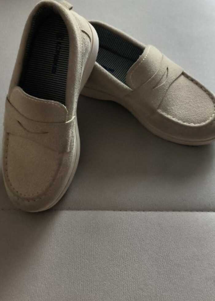 29 numara lcw çocuk ayakkabı - Görsel 2