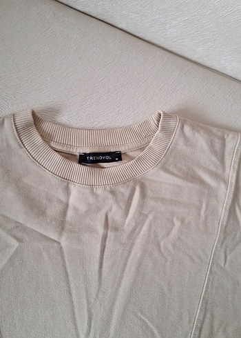 Bej  kalın penye kumaştan  bele doğru daralan kesim - Görsel 2