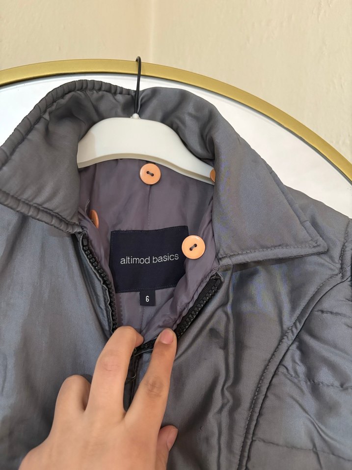 Gri erkek mont - Görsel 3