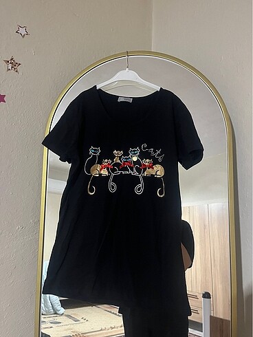Vintage Love Easy Gold