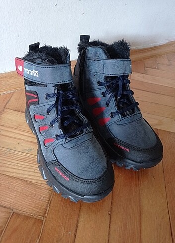 Adidas Çocuk bot
