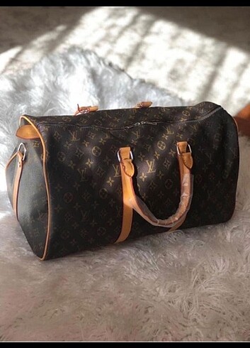 Louis Vuitton Spor Valiz Seyahat Valizi 