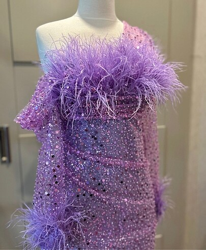 Zuhair Murad Taşlı tüylü nişan elbisesi