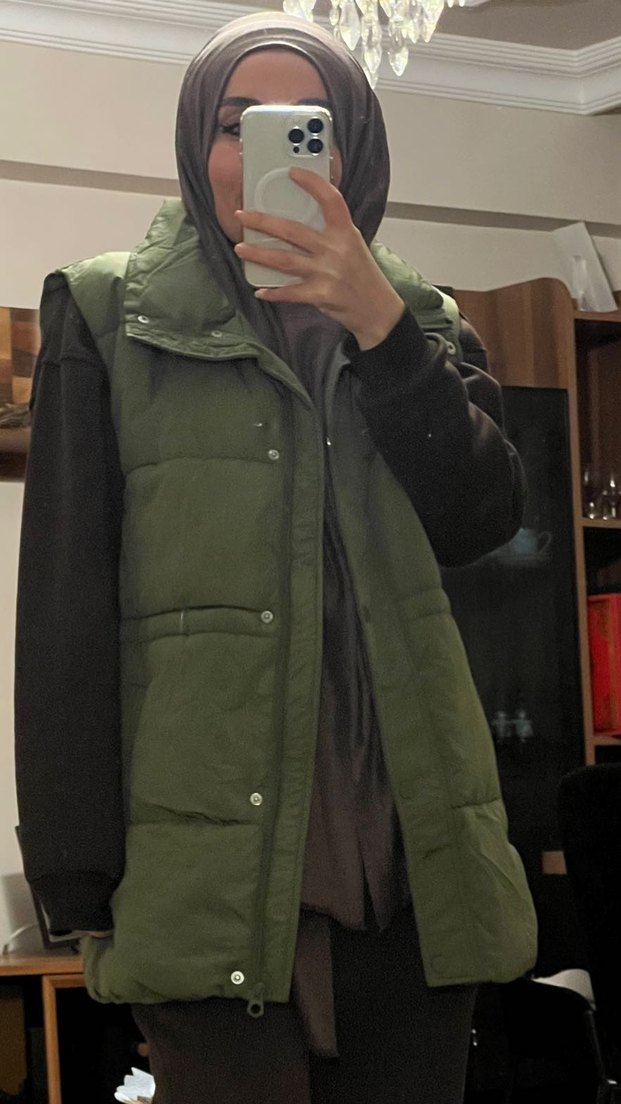 STRADİVARİUS ŞİŞME YELEK - Görsel 2