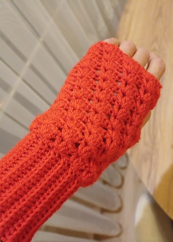Kadın Kırmızı Örgü Parmaksız Eldiven - Görsel 3
