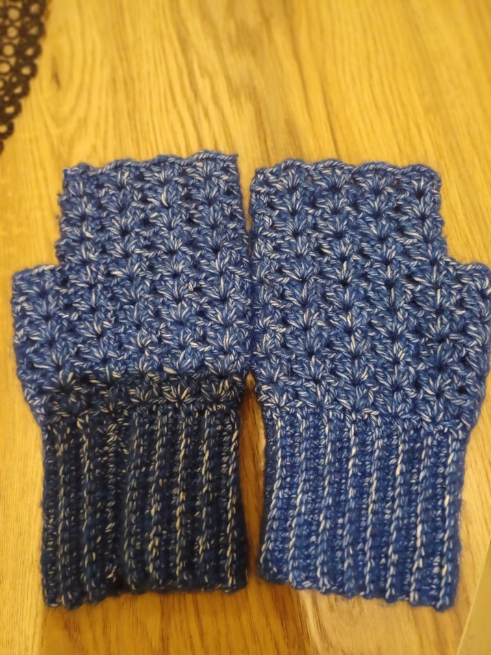 Renkli Örgü Kadın Eldivenleri - Görsel 2