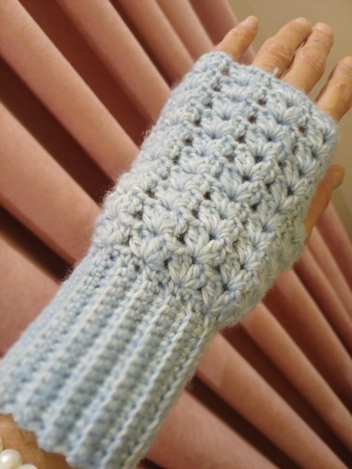 Renkli Örgü Kadın Eldivenleri - Görsel 4