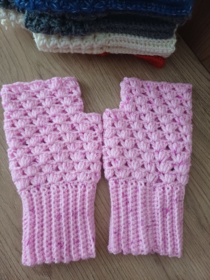 Pembe Örgü Kadın Eldivenleri - Görsel 3