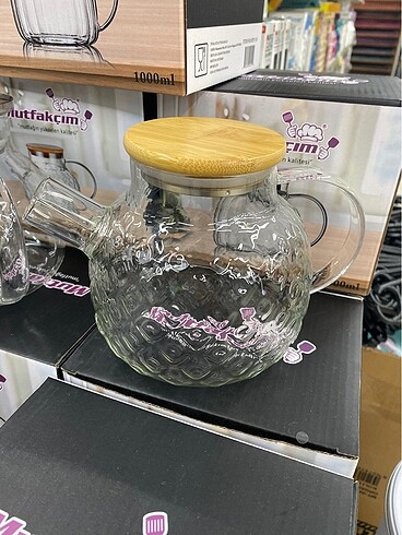 Bambu kapaklı çaydanlık tekli