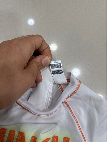  Uv korumalı mayo üstü