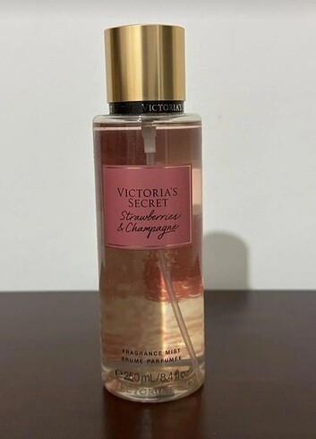 Victoria's Secret Kadın Vücut Spreyi 