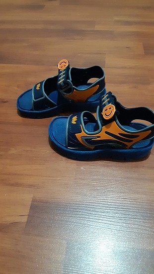 çocuk sandaleti 