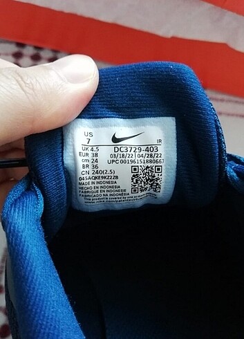 38 Beden Nike (orjinal) 38 numara kadın koşu ayakkabısı 