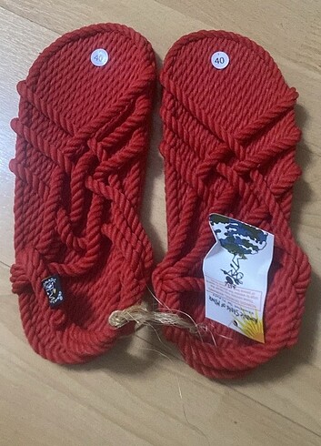  Hasır ip Sandalet 40 numara kırmızı orijinal üründür. 