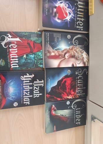  Bir ay günlüğü Fantastik Roman Seti 6 Kitap