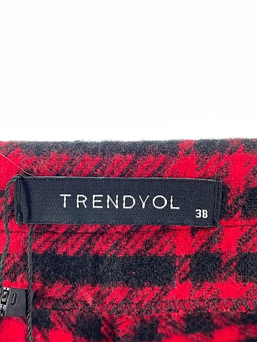 38 Beden çeşitli Renk Trendyol & Milla Mini Etek %70 İndirimli.