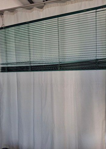 Çizgili Turkuaz Jaluzi Perde - Görsel 3