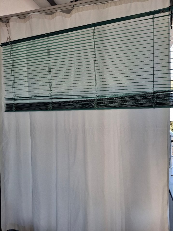 Çizgili Turkuaz Jaluzi Perde - Görsel 3