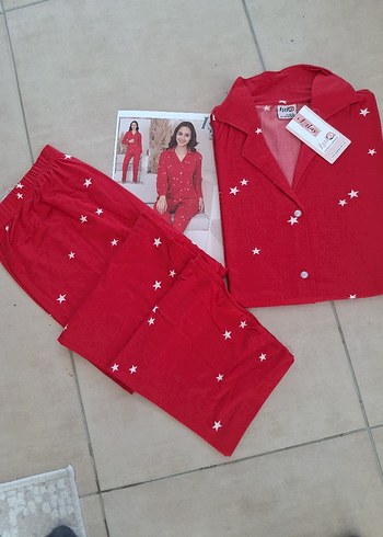 Kırmızı Uzun Kollu Rahat Kesim Pijama Takımı - Görsel 2