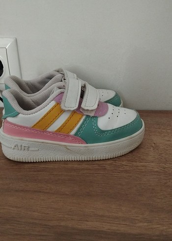 Kız Çocuk Çok Renkli Cırt Cırtlı Spor Ayakkabı - Görsel 4