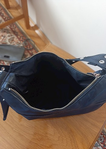 siyah çanta - Görsel 3