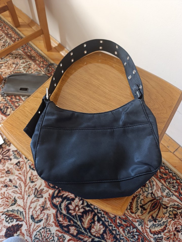 siyah çanta - Görsel 4