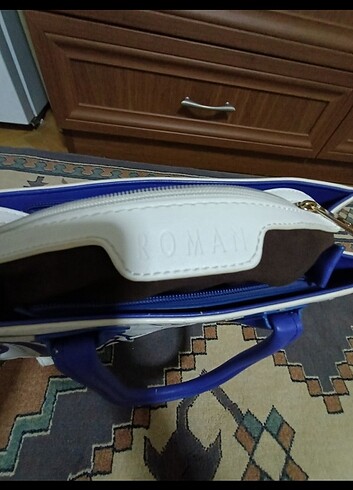 Roman marka temiz kullanılmış el çantasi  - Görsel 6