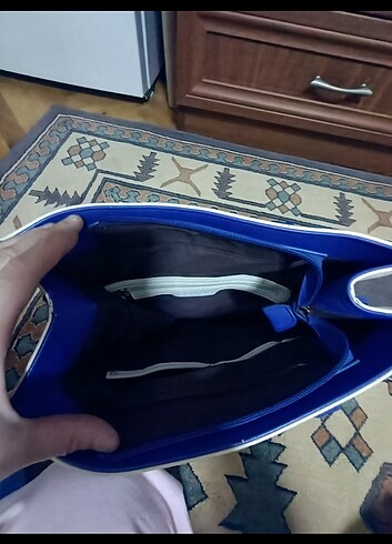 Roman marka temiz kullanılmış el çantasi  - Görsel 8