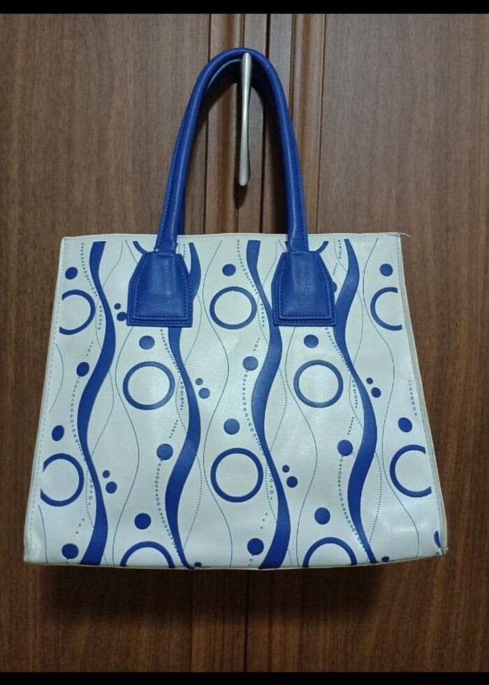 Roman marka temiz kullanılmış el çantasi  - Görsel 4