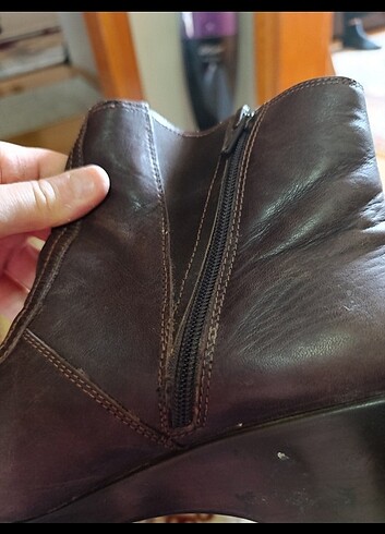 40 numara az giyilmiş bayan bot - Görsel 7