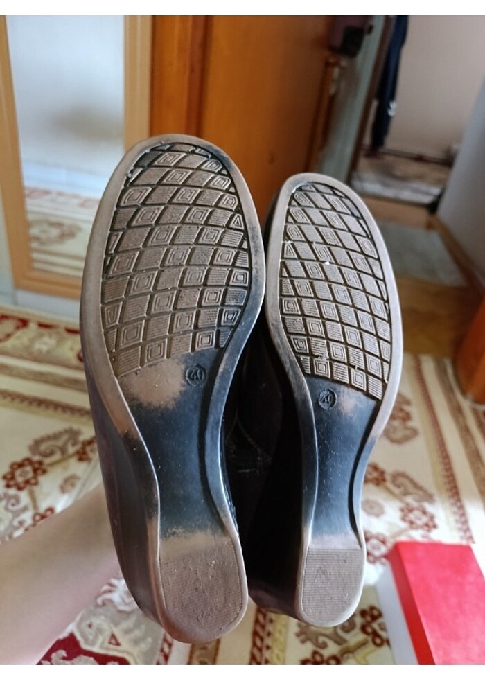 40 numara az giyilmiş bayan bot - Görsel 5