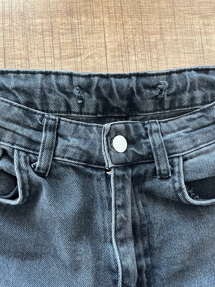 Gri Düğmeli Kadın Kot Pantolon - Görsel 2