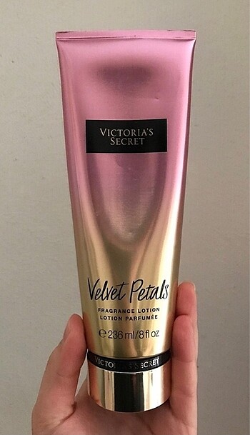 Victoria s secret velvet petals vücut losyonu