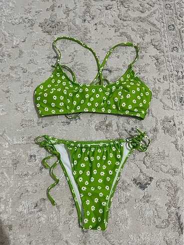 Lc waikiki yeşil çiçekli s beden bikini takımı