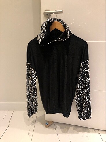 Zara Kadife pullu sweatshirt m beden