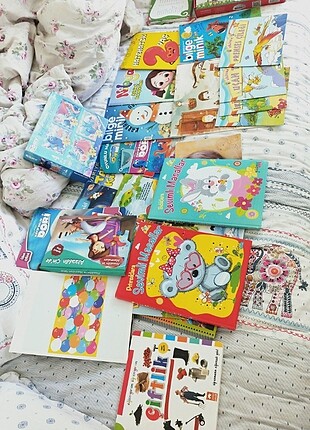 Karışık kitap puzzle 