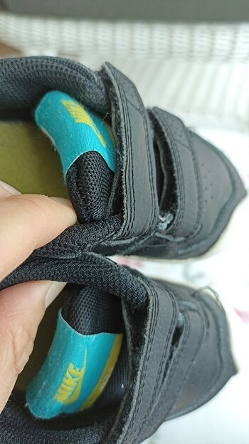 25 Beden siyah Renk Nike çocuk ayakkabısı 