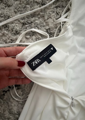 Zara Beyaz Drapeli İnce Askılı Uzun Keten Elbise