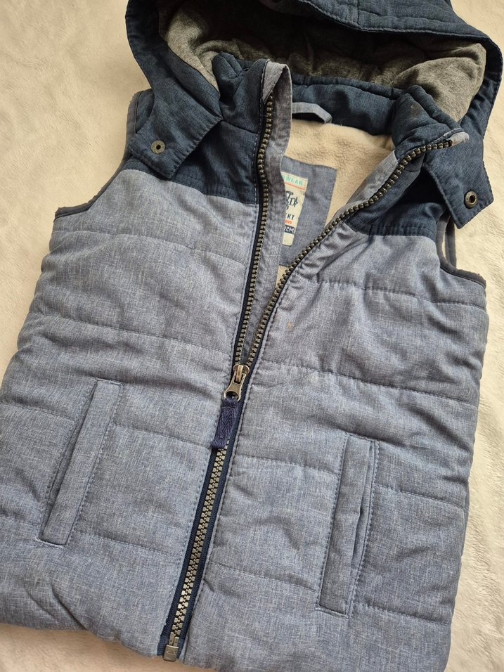 Erkek Çocuk Gri Kapüşonlu Denim Yelek - Görsel 4