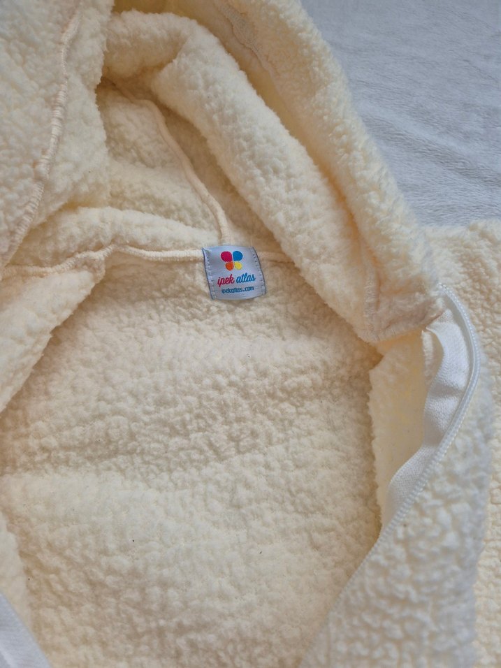 Kapüşonlu Beyaz Bebek Tulumu - Görsel 2