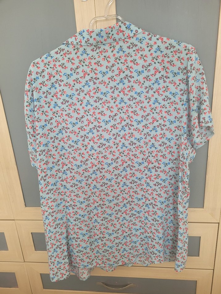Çiçek Desenli  Gömlek - Görsel 2