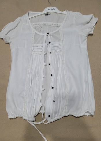 Kısa Kollu, Düğmeli Beyaz Keten Bluz - Görsel 2