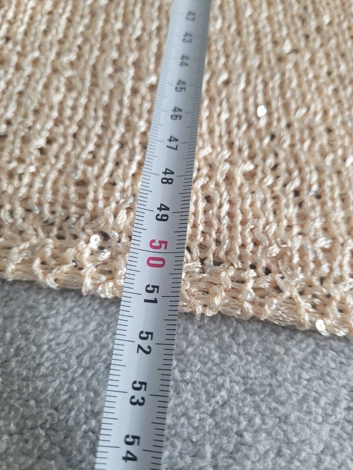 Sarı V Yakalı Örgü Kadın Atlet - Görsel 4