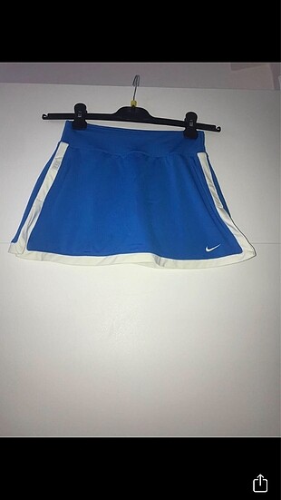 Nike kısa etek