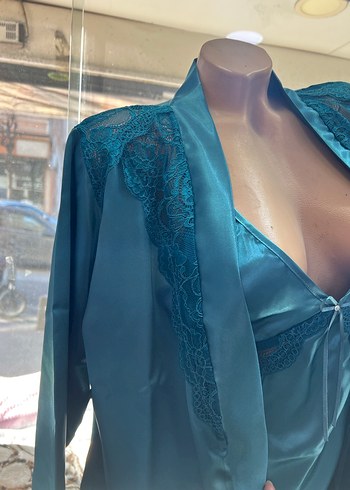 Saten İnce Askılı Kadın Gecelik - Görsel 4