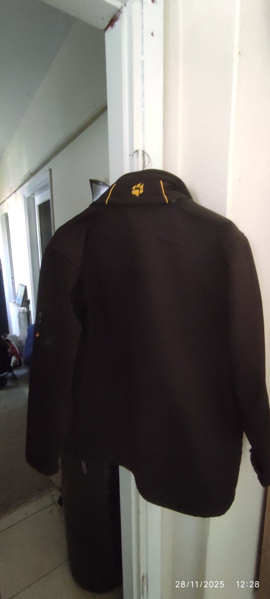 Jack Wolfskin Siyah Fermuarlı Erkek Polar - Görsel 2