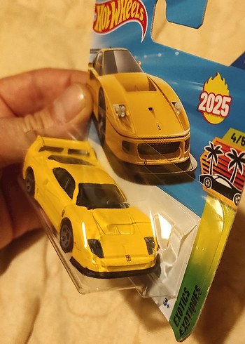 Ferrari f40 competizione hotwhwells araba - Görsel 2