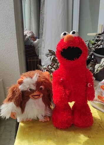 Elmo ve gizmo